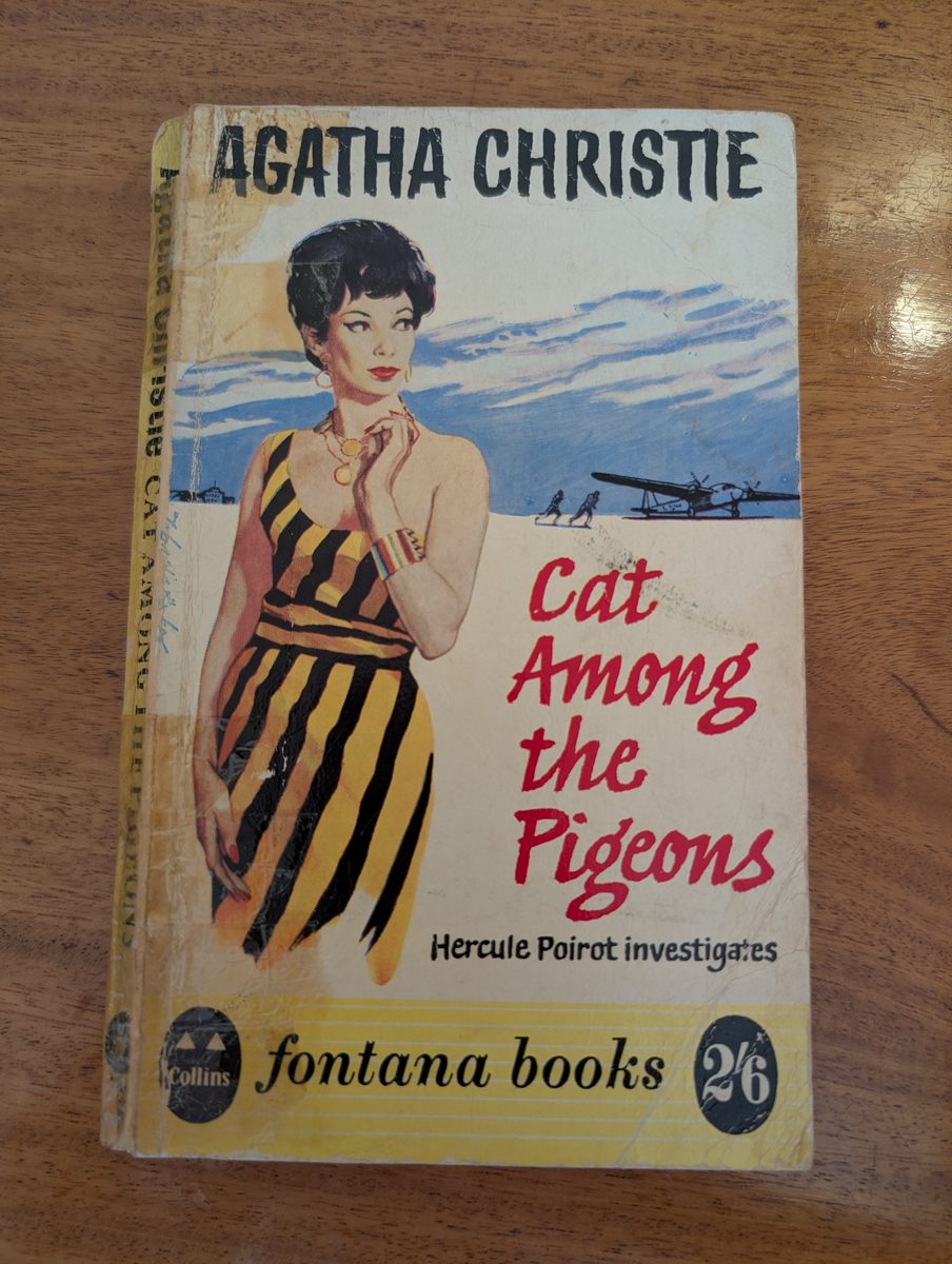 Front cover of Cat Among the Pigeons by Agatha Christie, Fontana 1962 paperback