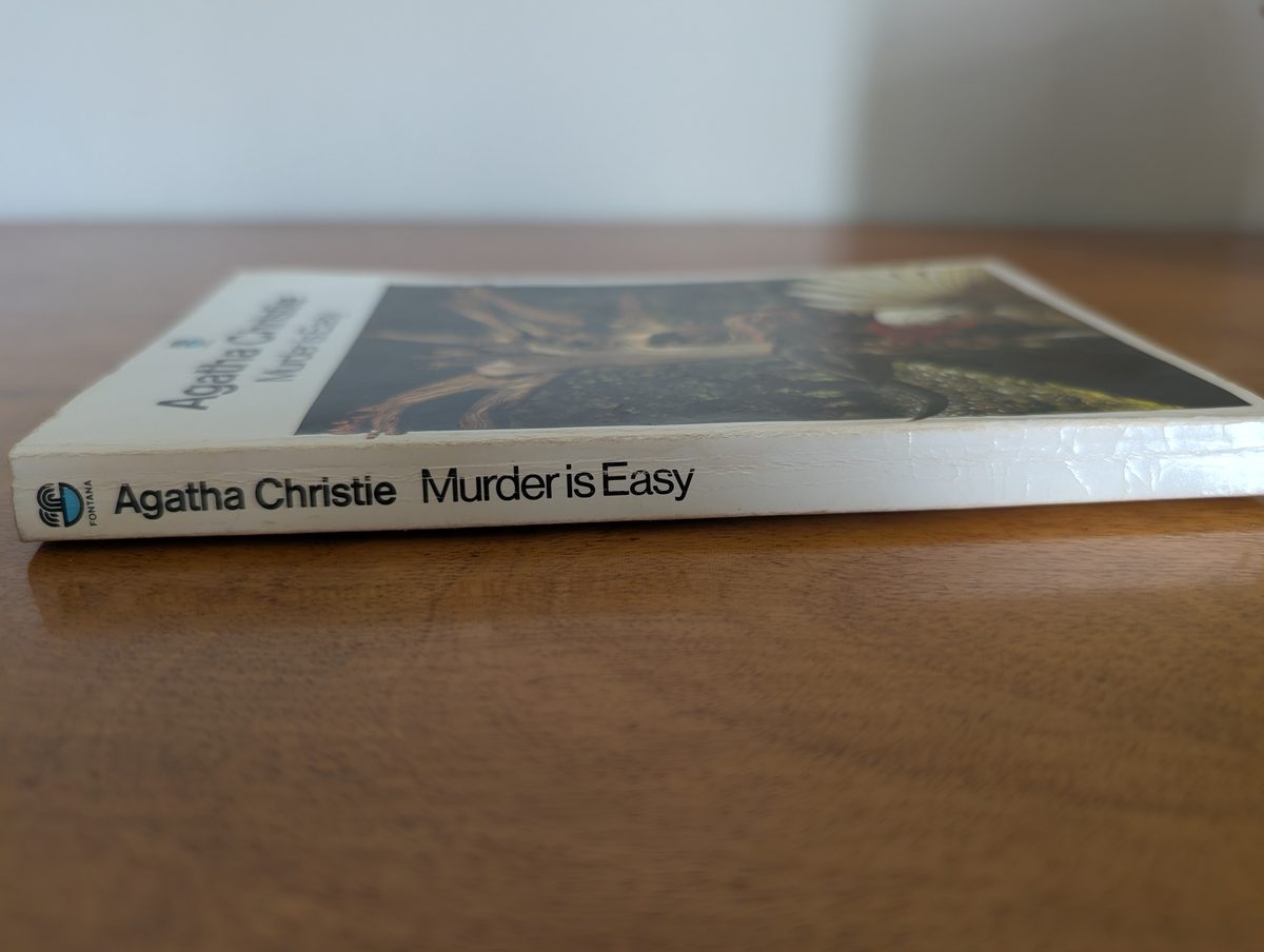 Spine of Murder is Easy, Fontana/Collins 1981 - very clean with one faint crease