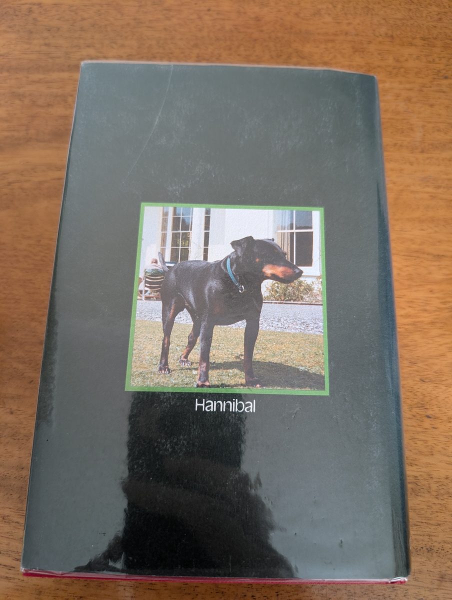Back cover of Postern of Fate by Agatha Christie
